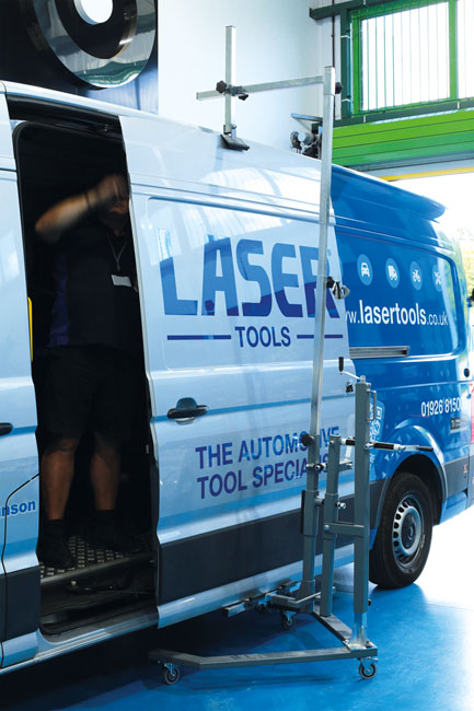 Power-TEC 91879 Door Remover/Installer, Maxi