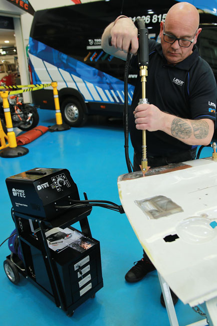 Power-TEC 92731 Panel Repair Welder & Trolley