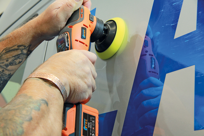 Power-TEC 92750 Multi-Head Cordless Polisher Kit - 12V